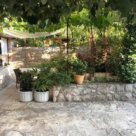 Casa Hortensia Njivice