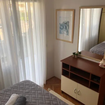 Casa Hortensia Apartment Njivice