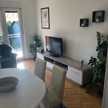 Casa Hortensia Apartment Njivice